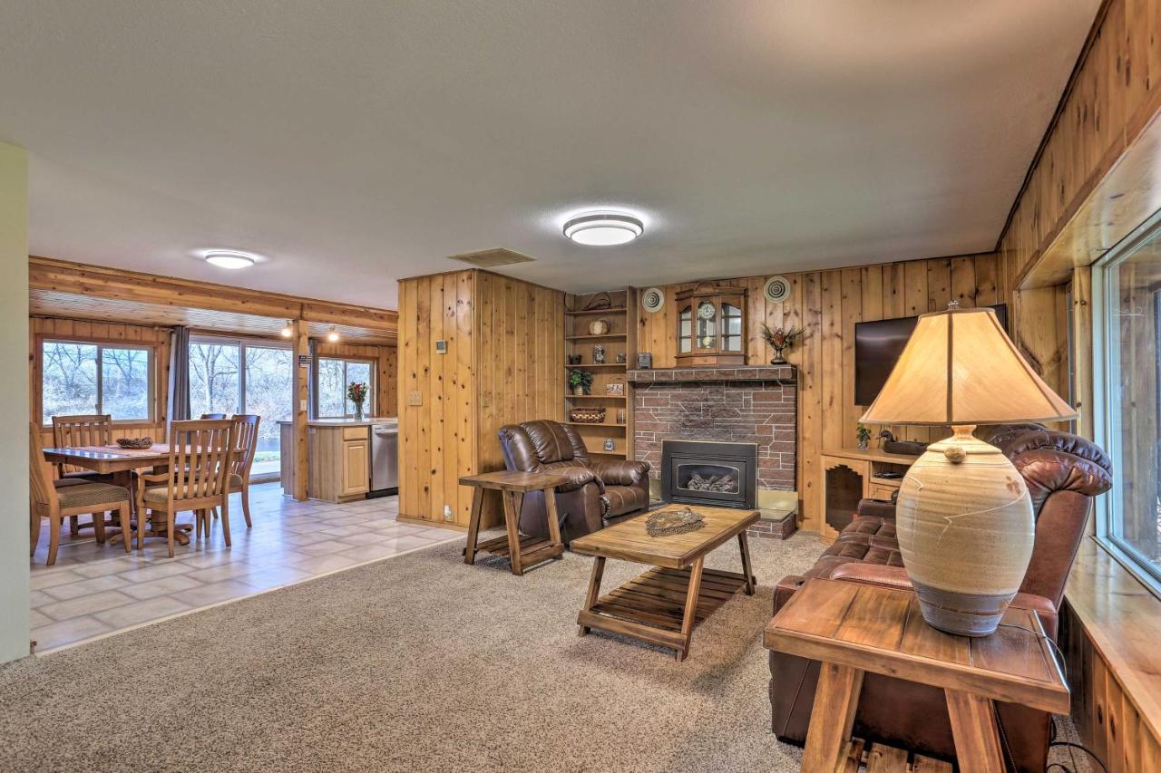 Rustic Spearfish Cabin On 12-Acre Trout Farm エクステリア 写真